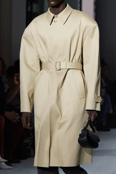 Look 9